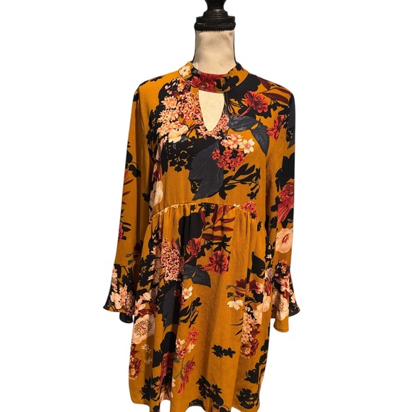 Jodifl Floral Flutter Sleeve Keyhole Neckline‎ Dress Small/medium - Picture 2 of 6